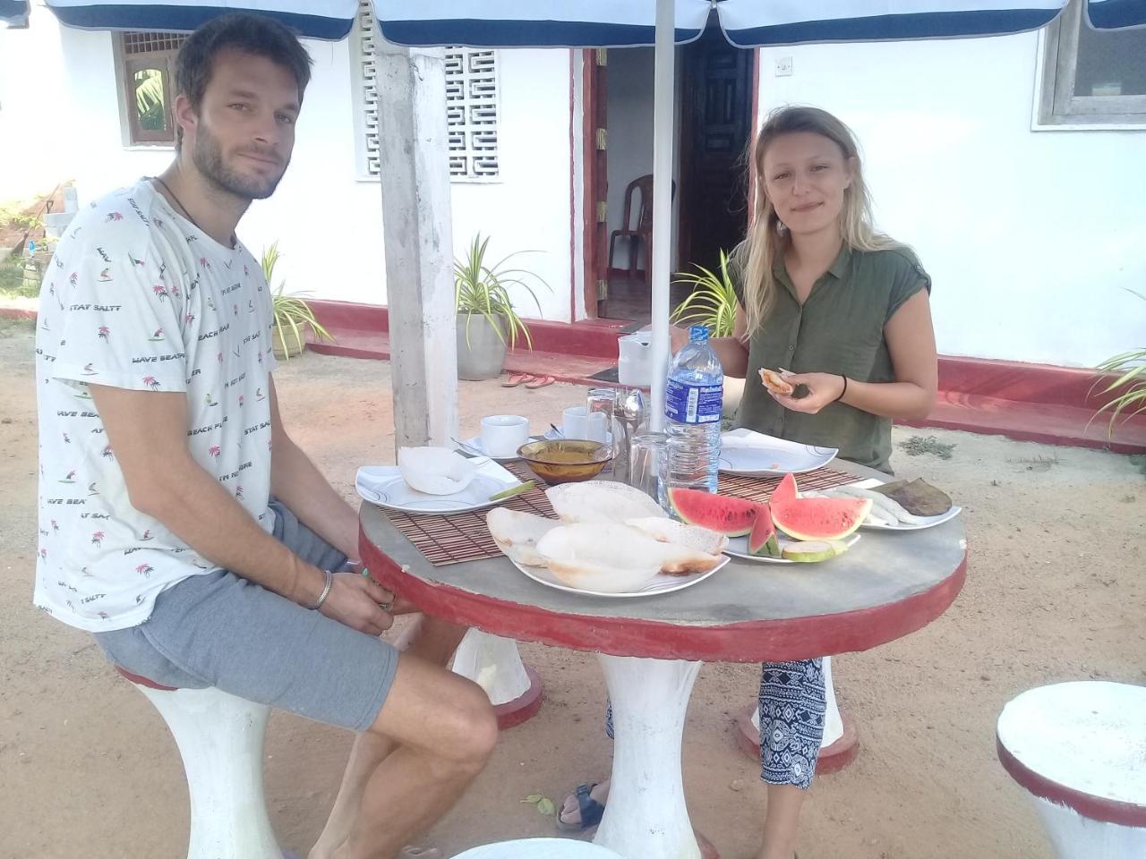 Sea Wind Villa Dikwella Bagian luar foto